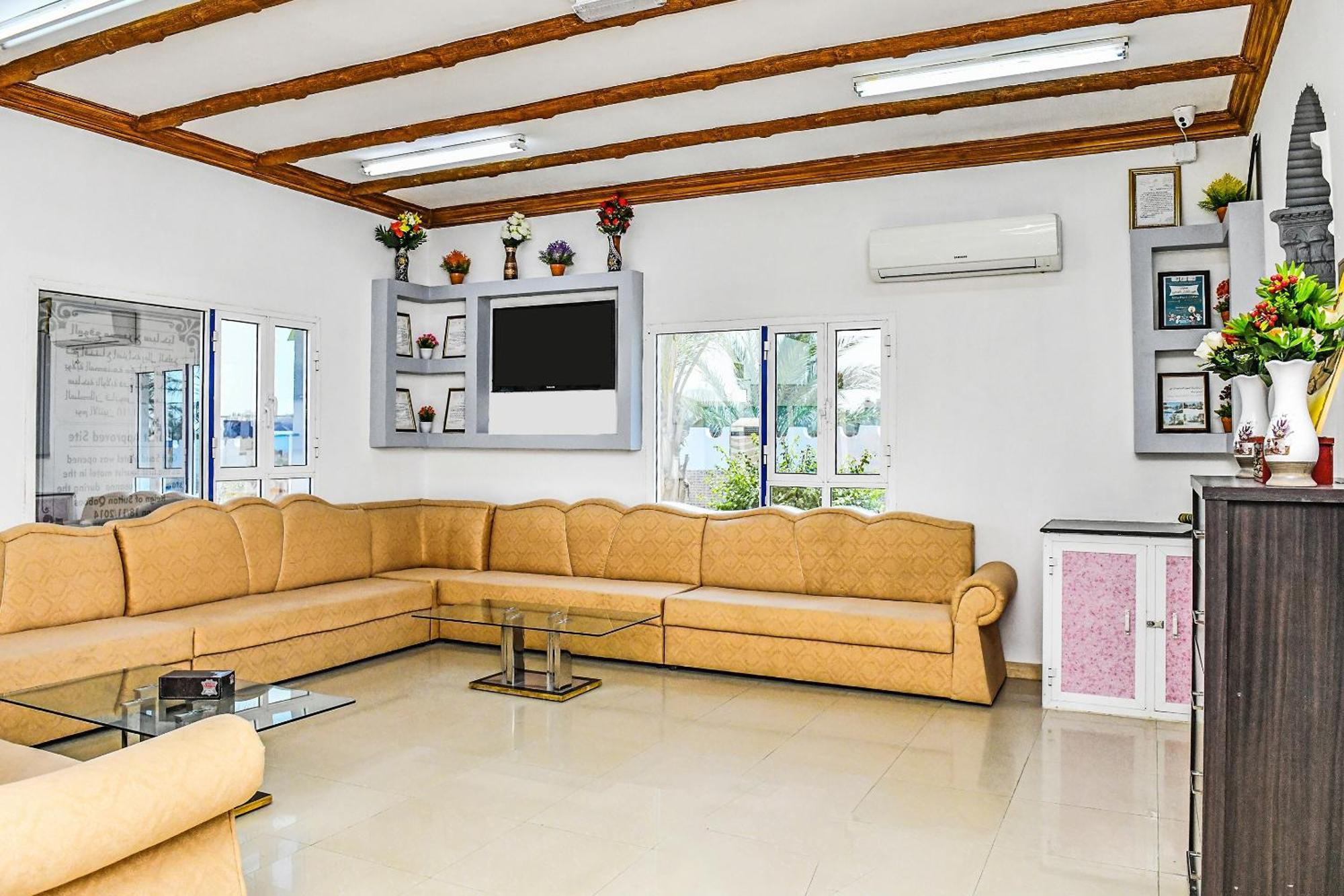 Oyo 138 Gulf Sand Motel Barka Zewnętrze zdjęcie