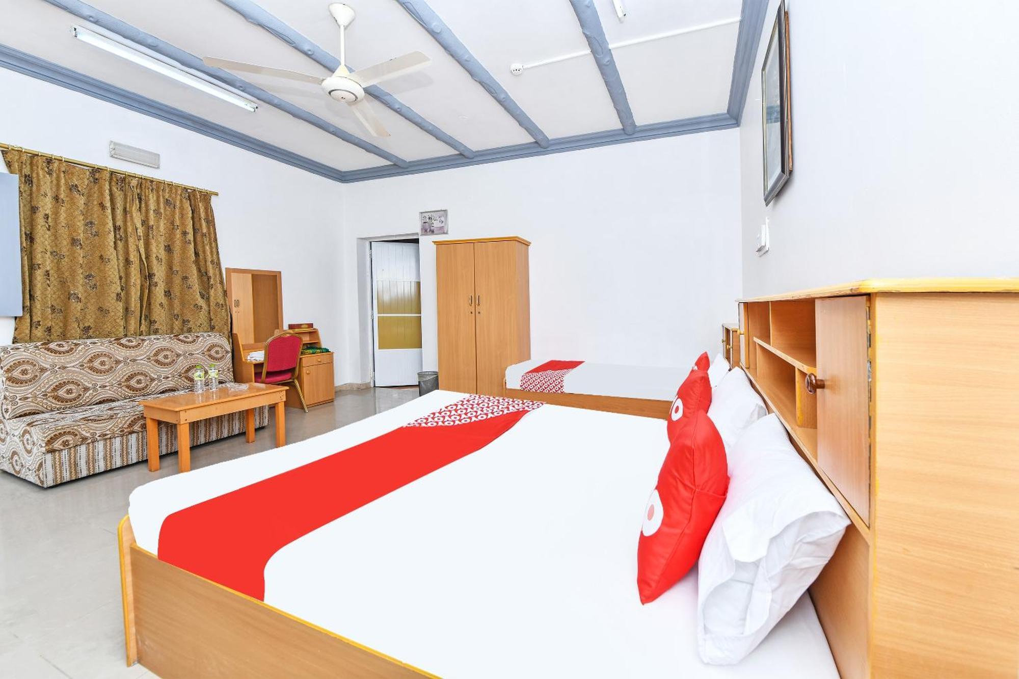 Oyo 138 Gulf Sand Motel Barka Zewnętrze zdjęcie