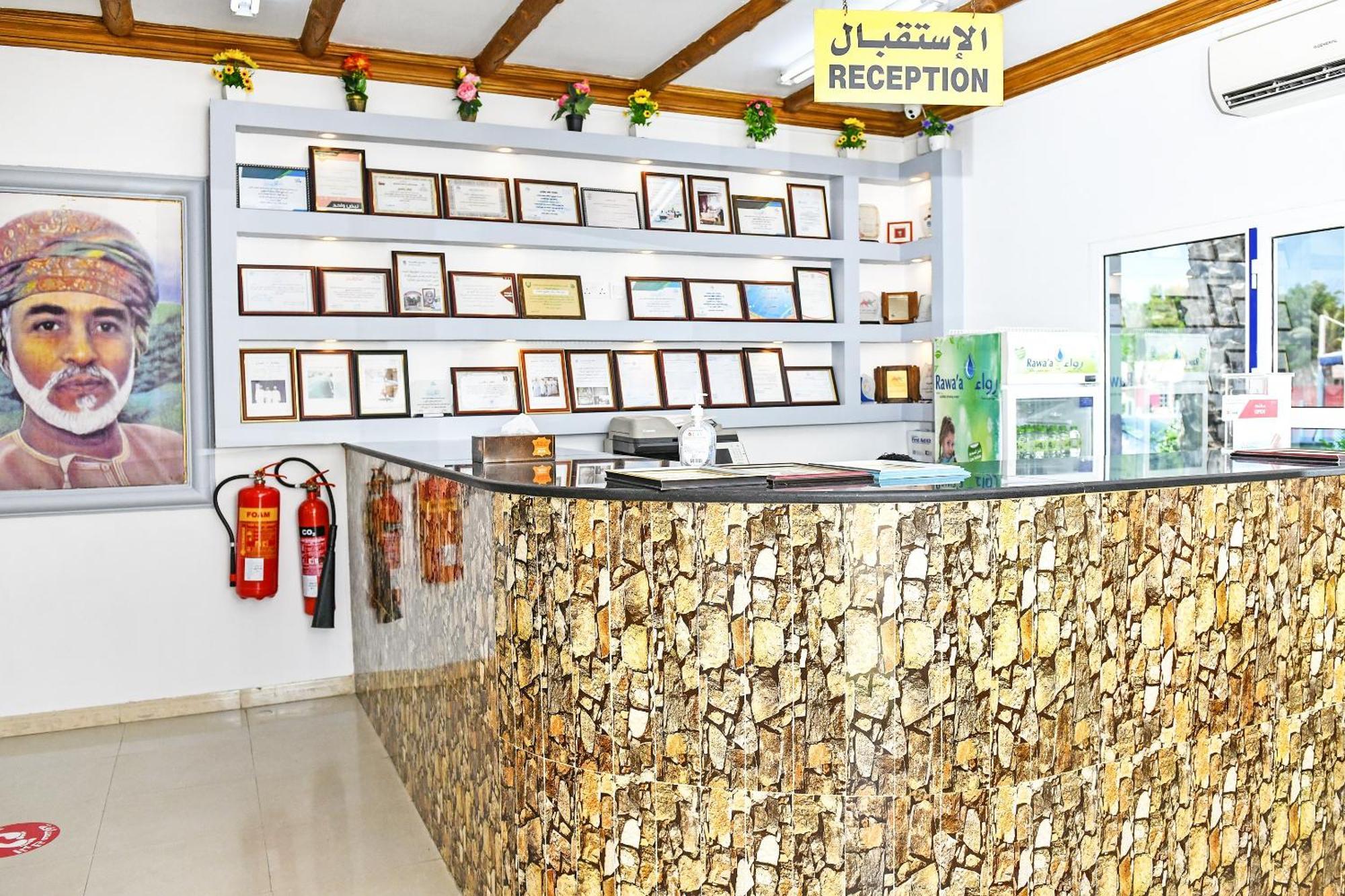 Oyo 138 Gulf Sand Motel Barka Zewnętrze zdjęcie